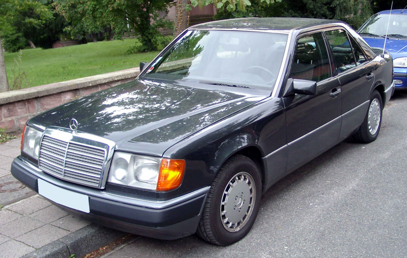 Illustration for article titled What if the G wasn't the only Merc that survived this long unchanged?